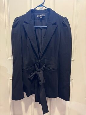 Elizabeth and James Black Belted Tuxedo Blazer Puff Shoulders 100% Silk Lined